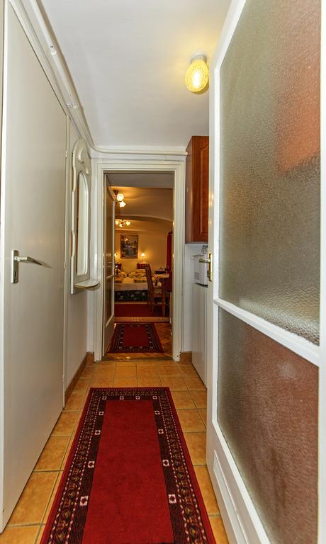 Hotel Barokk Vendeghaz Eger Pokoj fotografie
