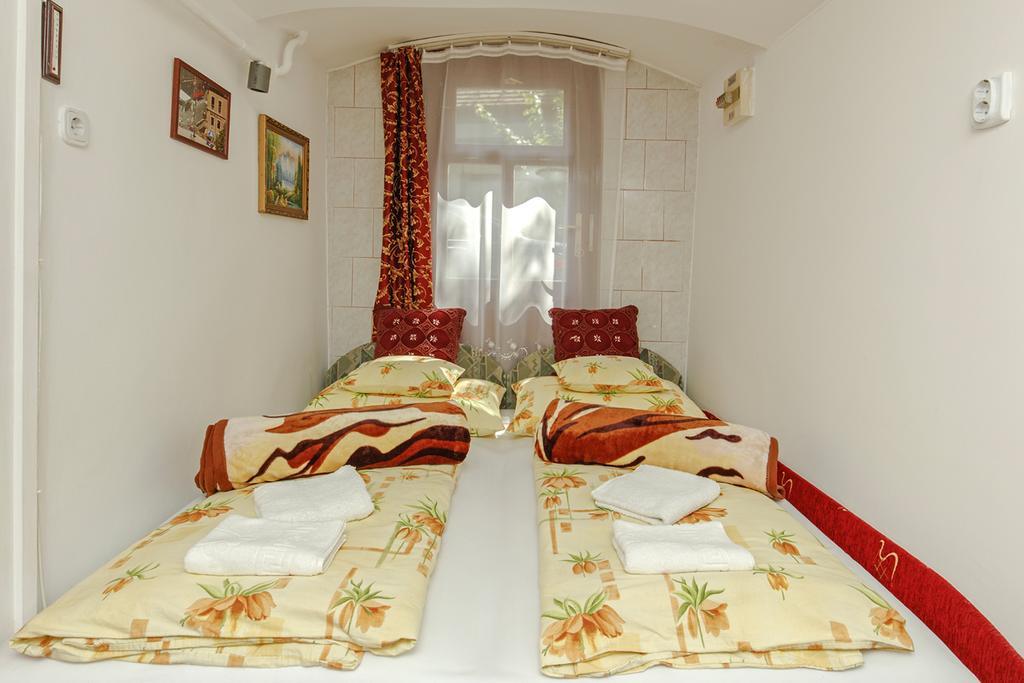 Hotel Barokk Vendeghaz Eger Exteriér fotografie