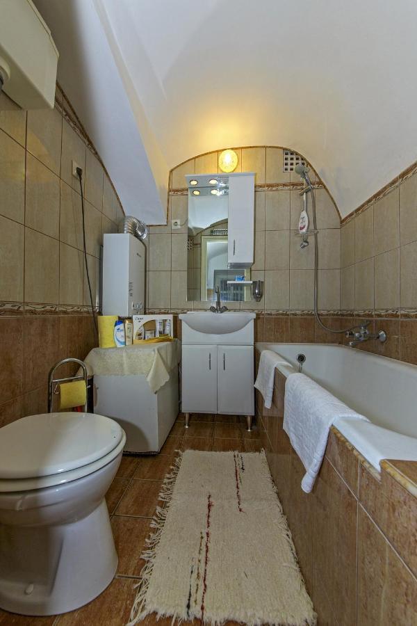Hotel Barokk Vendeghaz Eger Pokoj fotografie